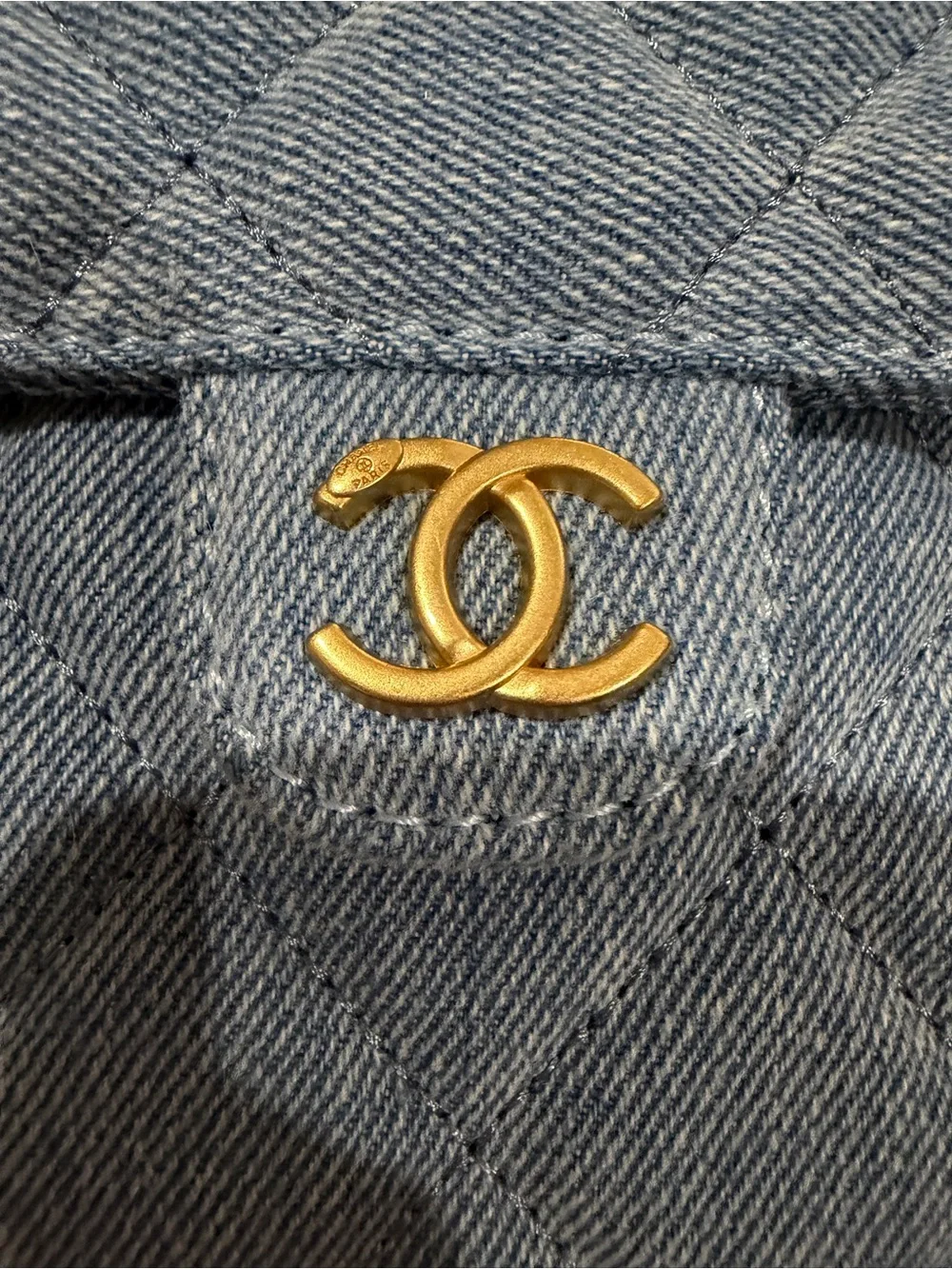 Chanel 25 Denim Hobo bag
